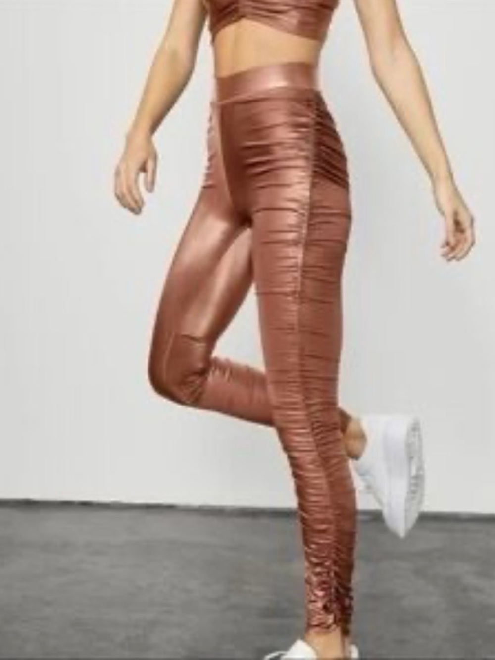 ALO Yoga High Waisted Cinch Leggings Size M